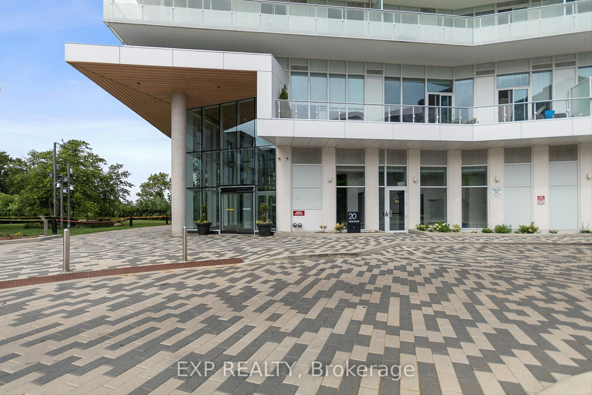 311-20 Brin Drive, Toronto, ON, M8X 0B2 - 17