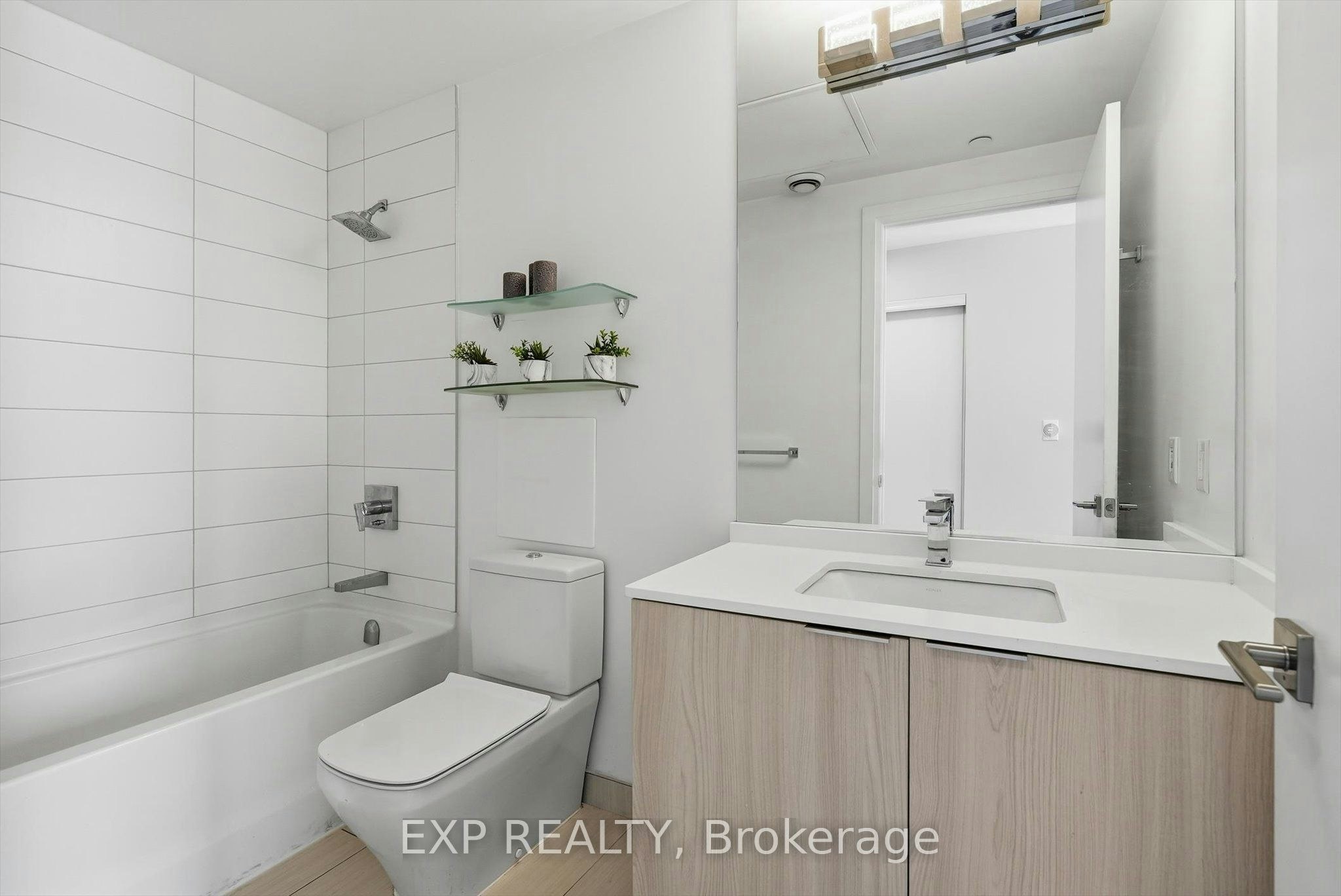 311-20 Brin Drive, Toronto, ON, M8X 0B2 - 14