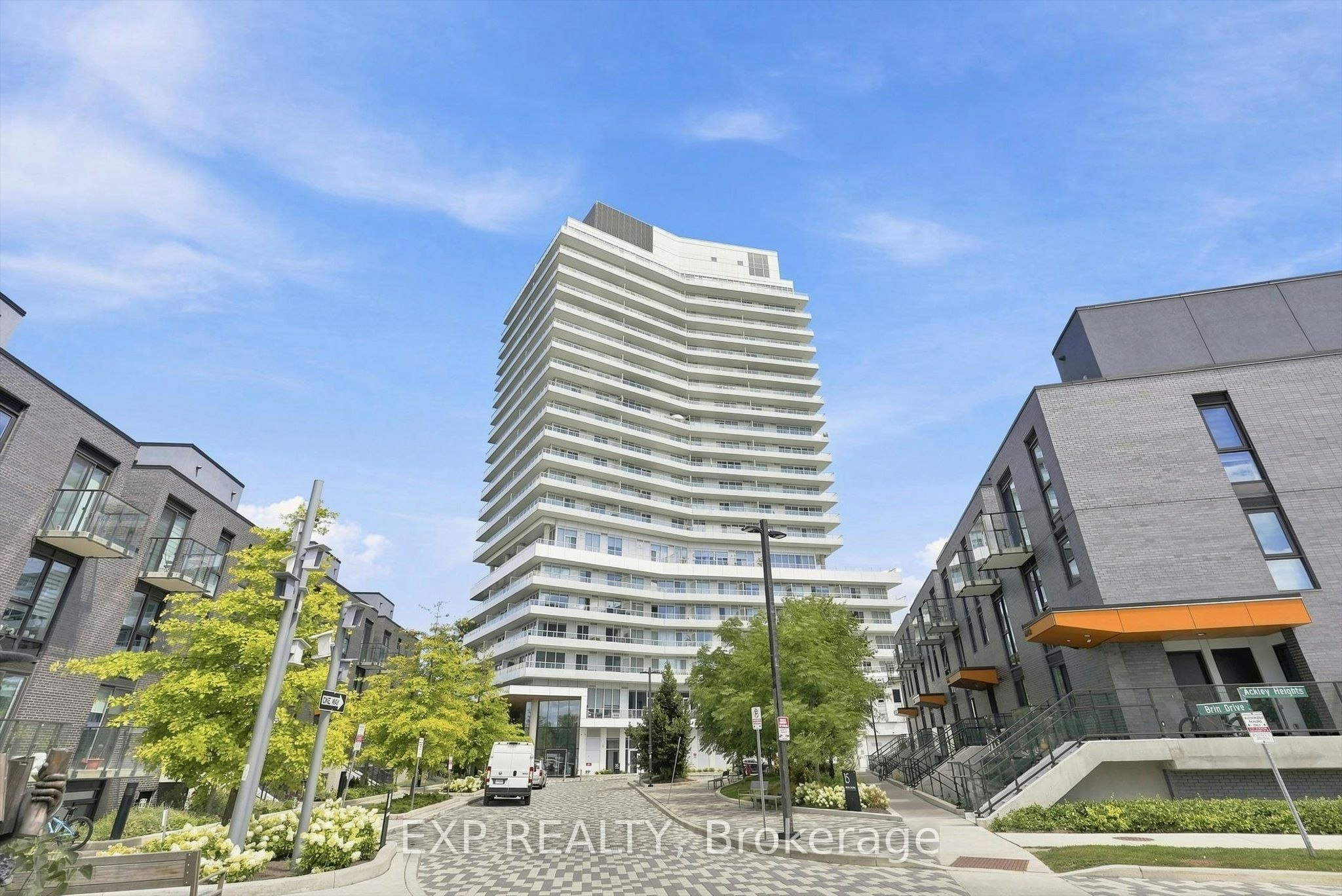 311-20 Brin Drive, Toronto, ON, M8X 0B2 - 4