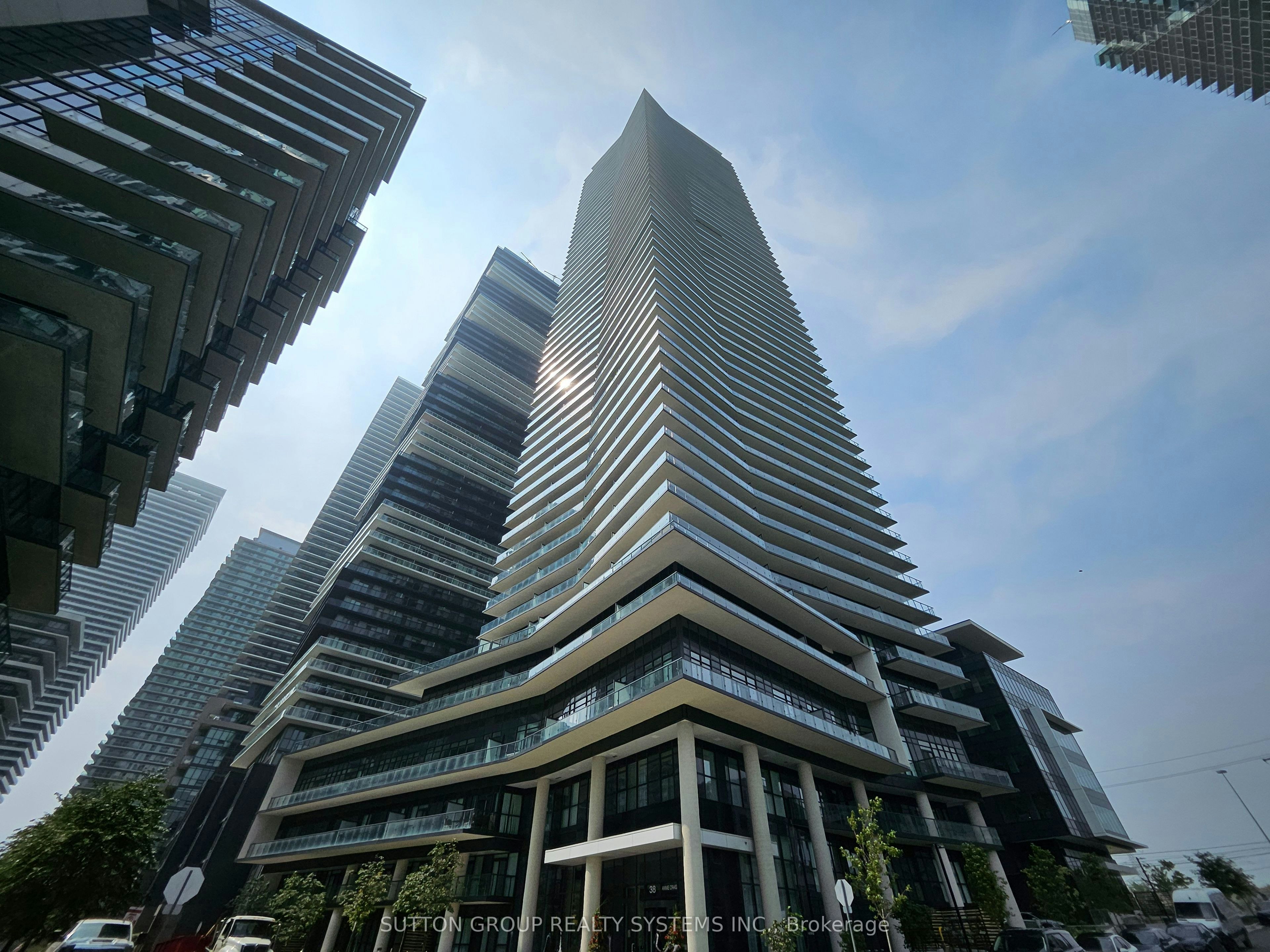 609-38 Annie Craig Drive, Toronto, ON, M8V 0G9