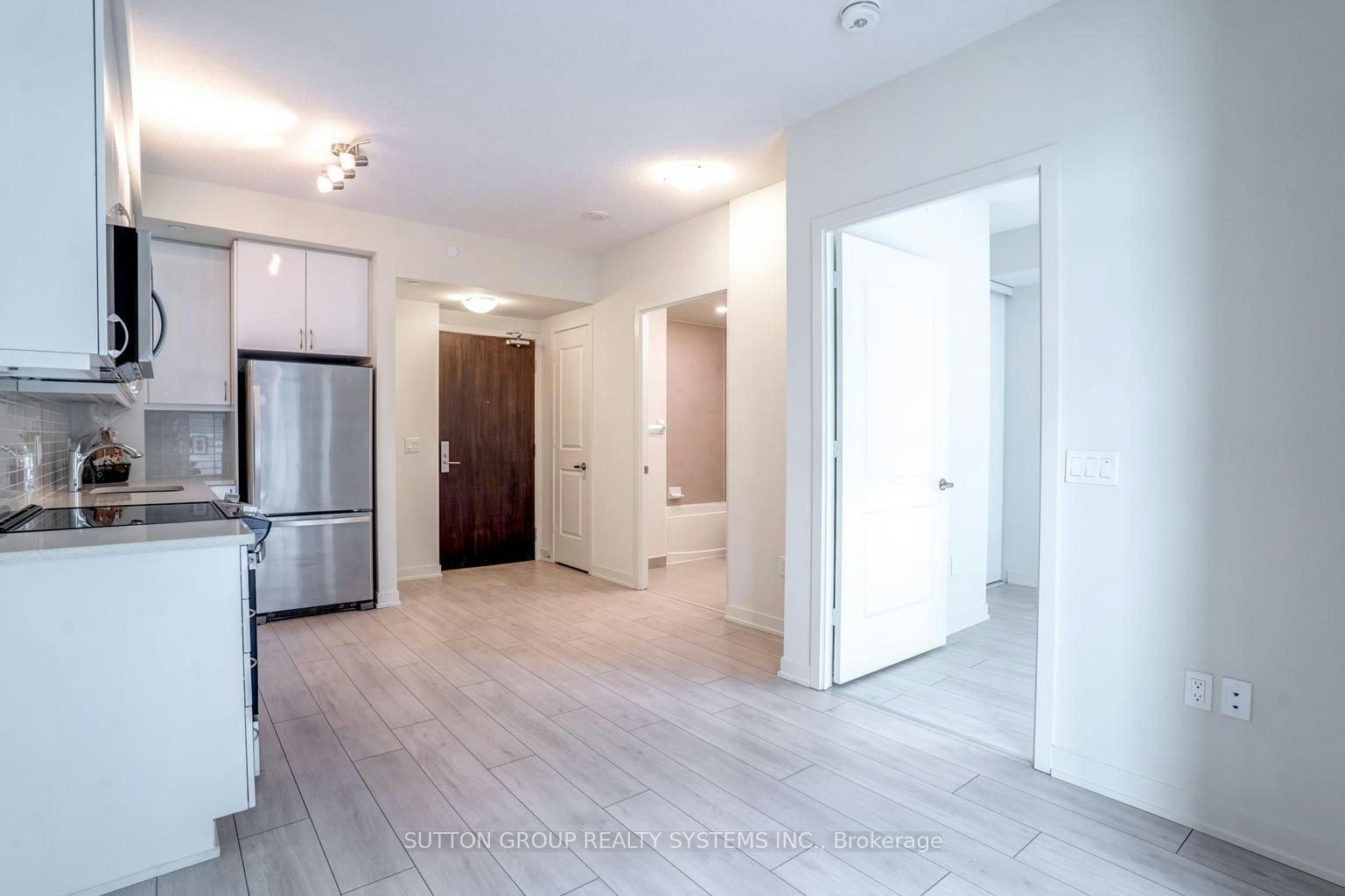 609-38 Annie Craig Drive, Toronto, ON, M8V 0G9 - 2