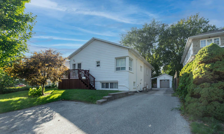 161 Angelene Street