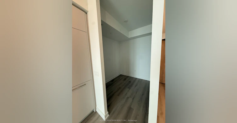 2912-1 Fairview Road, Mississauga, ON, L5A 0B4 - 8