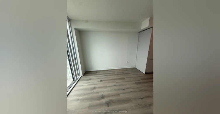 2912-1 Fairview Road, Mississauga, ON, L5A 0B4 - 9