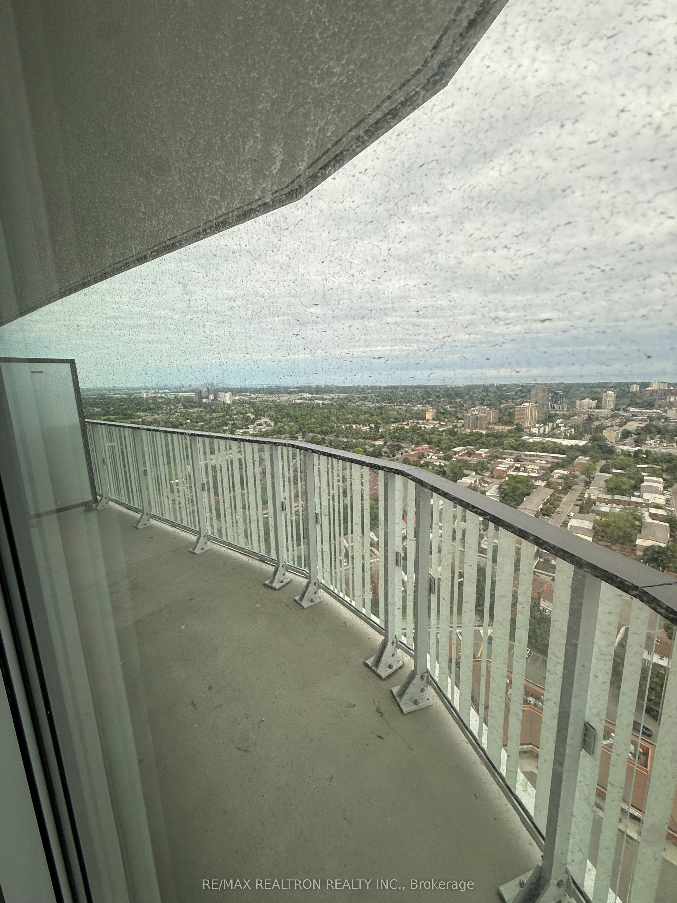 2912-1 Fairview Road, Mississauga, ON, L5A 0B4 - 16