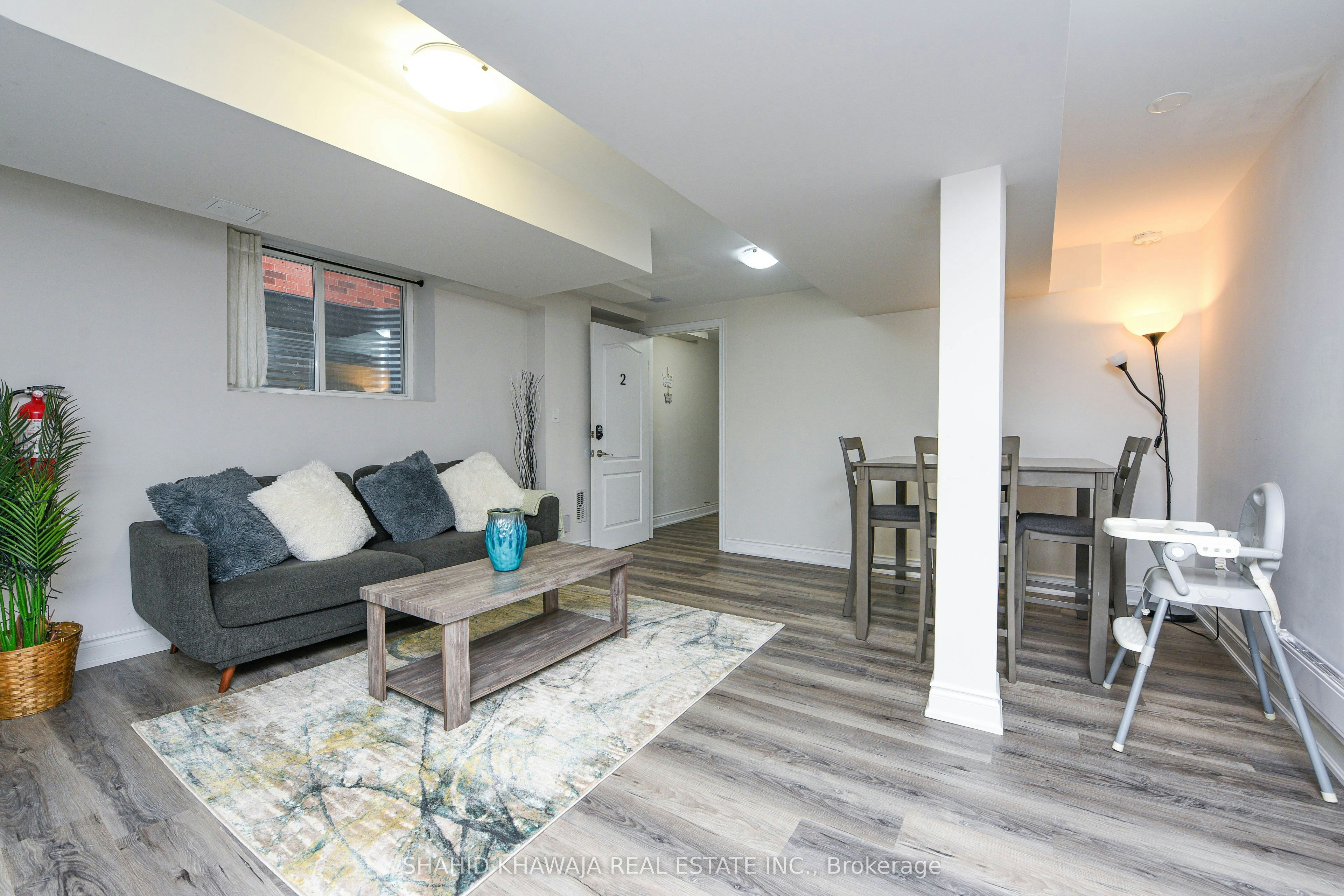 Bsmt-5365 Fallingbrook Drive, Mississauga, ON, L5V 1P7 - 5