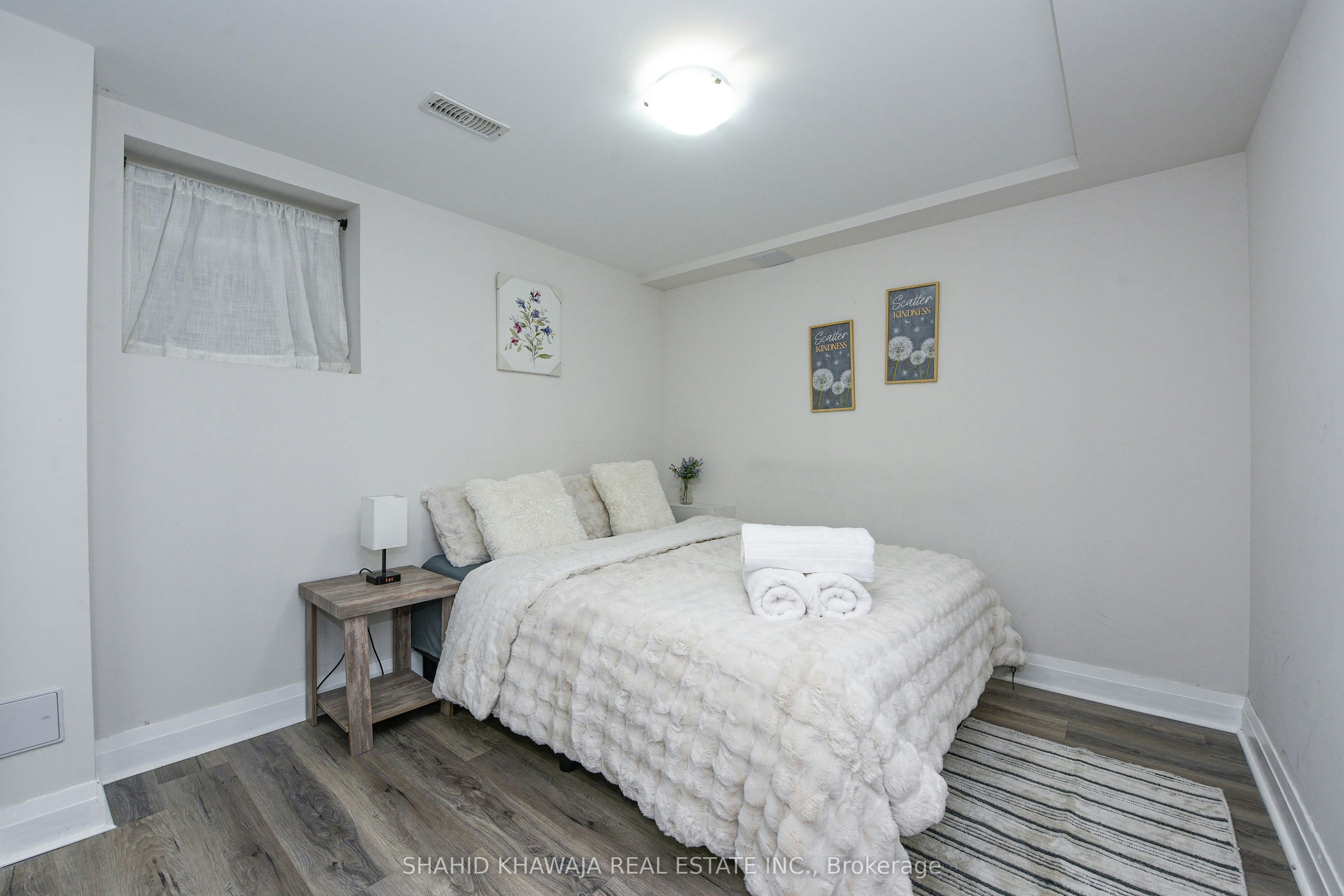 Bsmt-5365 Fallingbrook Drive, Mississauga, ON, L5V 1P7 - 11