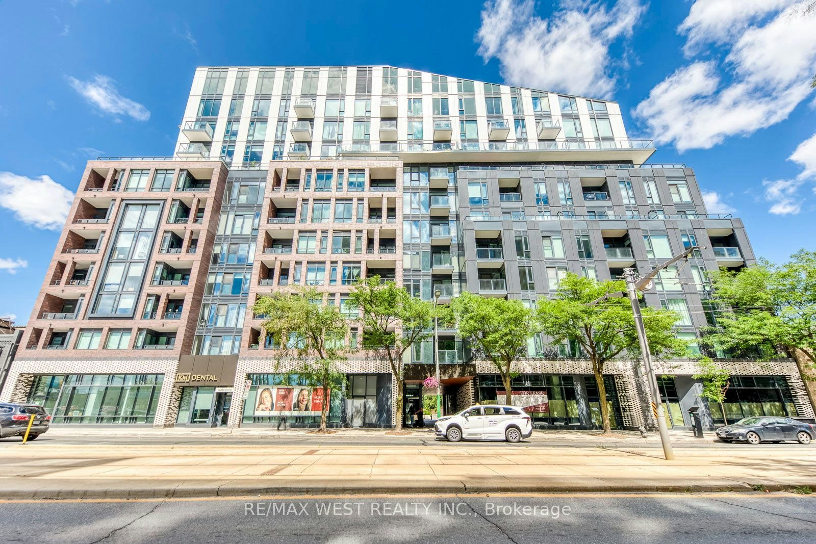 910-1808 St. Clair Avenue W, Toronto, ON, M6N 0C1