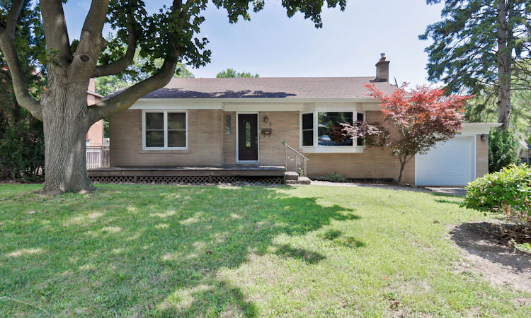 1 Penhale Drive