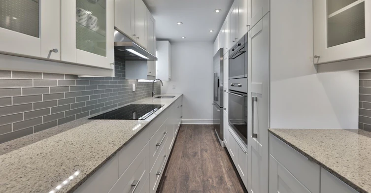 2-65 Mississauga Road, Mississauga, ON, L5H 2H9 - 7