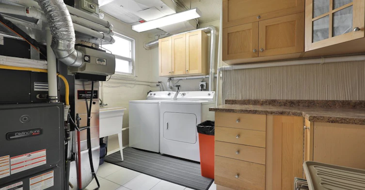 2-65 Mississauga Road, Mississauga, ON, L5H 2H9 - 18