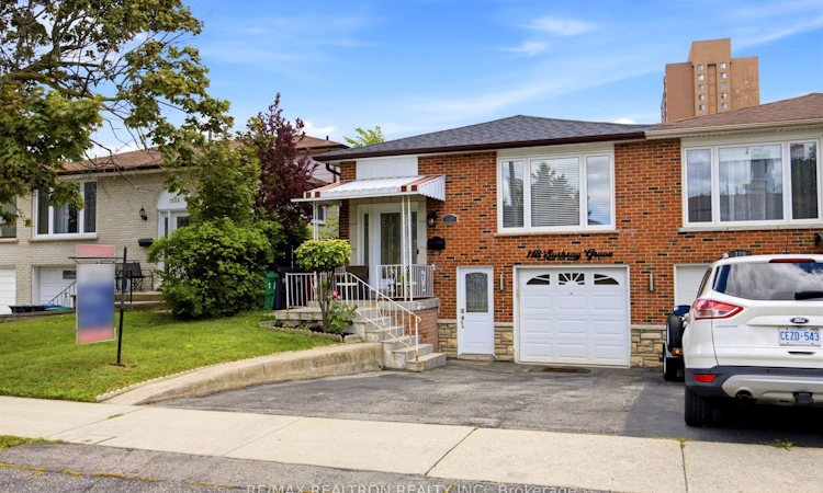118 Surbray Grove