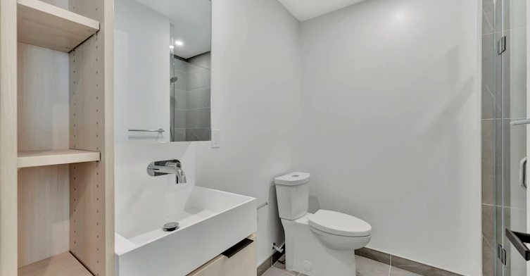 306-370 Martha Street, Burlington, ON, L7R 0G9 - 21