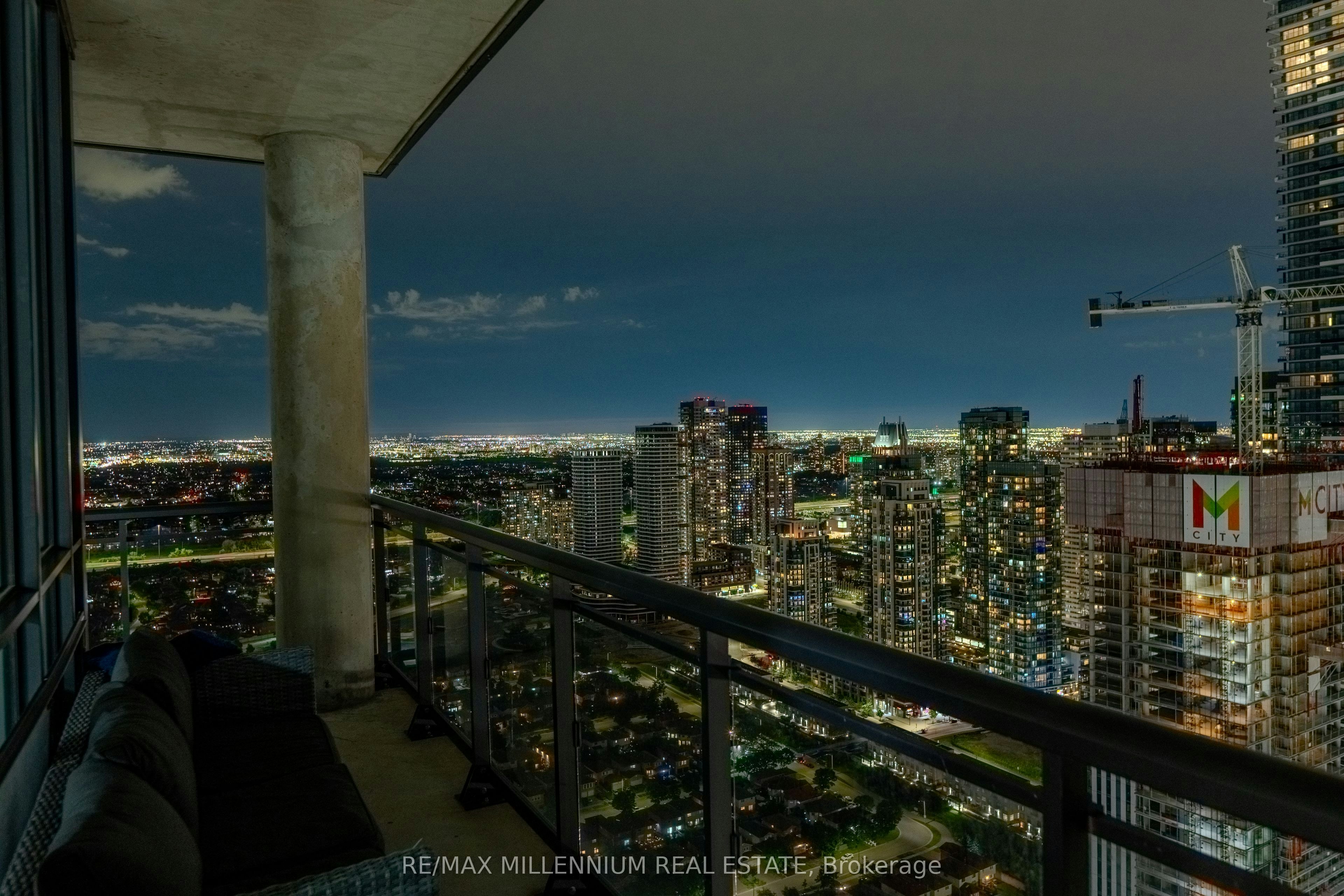 4606-3975 Grand Park Drive, Mississauga, ON, L5B 4M6 - 48
