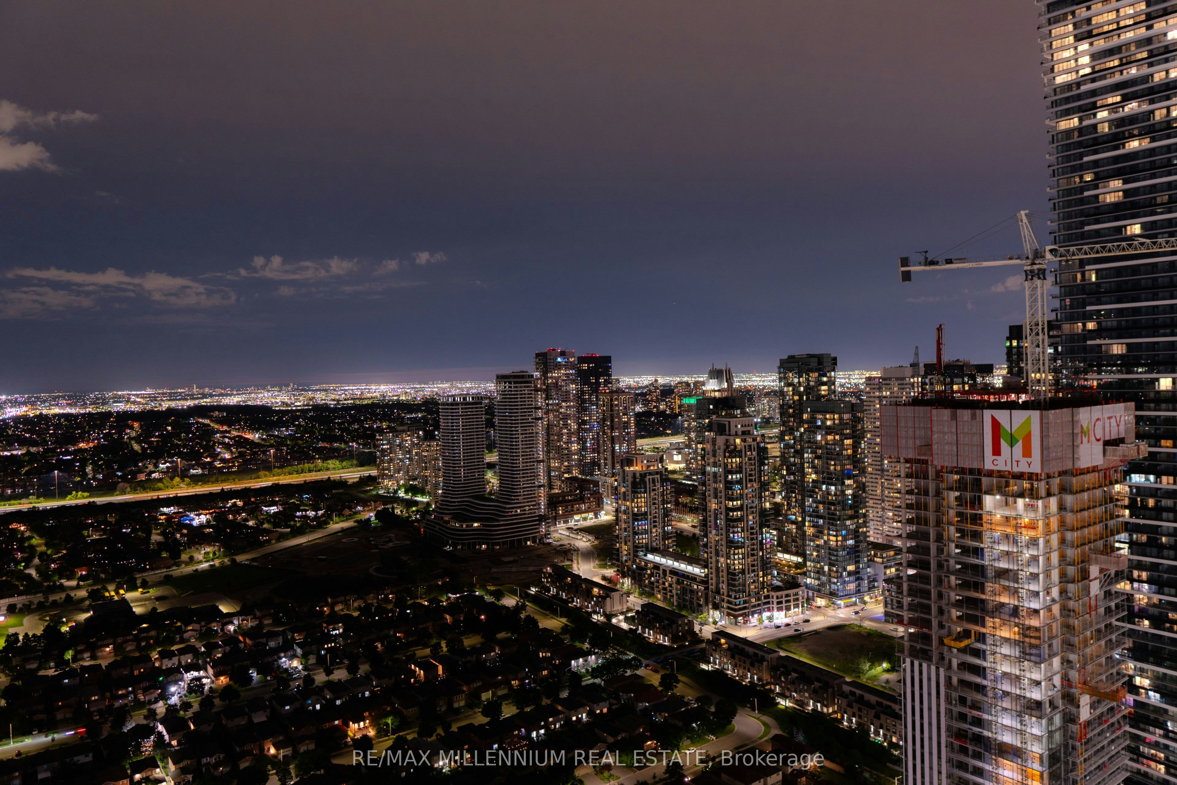 4606-3975 Grand Park Drive, Mississauga, ON, L5B 4M6 - 3