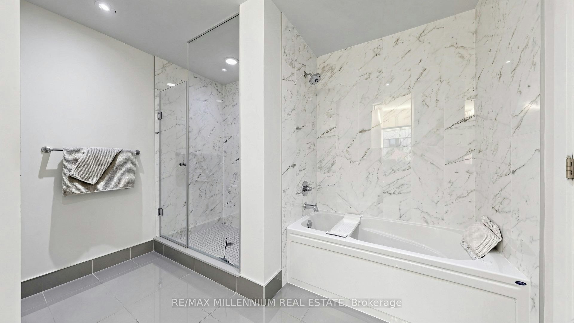 4606-3975 Grand Park Drive, Mississauga, ON, L5B 4M6 - 21