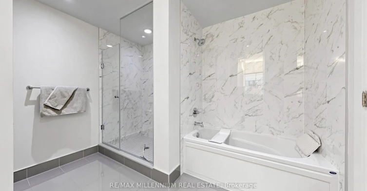 4606-3975 Grand Park Drive, Mississauga, ON, L5B 4M6 - 21