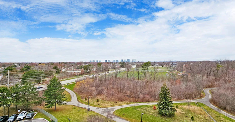812-3501 Glen Erin Drive, Mississauga, ON, L5L 2E9 - 4
