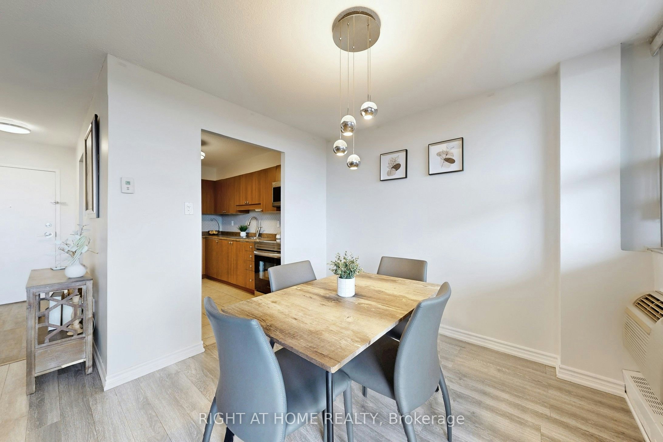 812-3501 Glen Erin Drive, Mississauga, ON, L5L 2E9 - 9