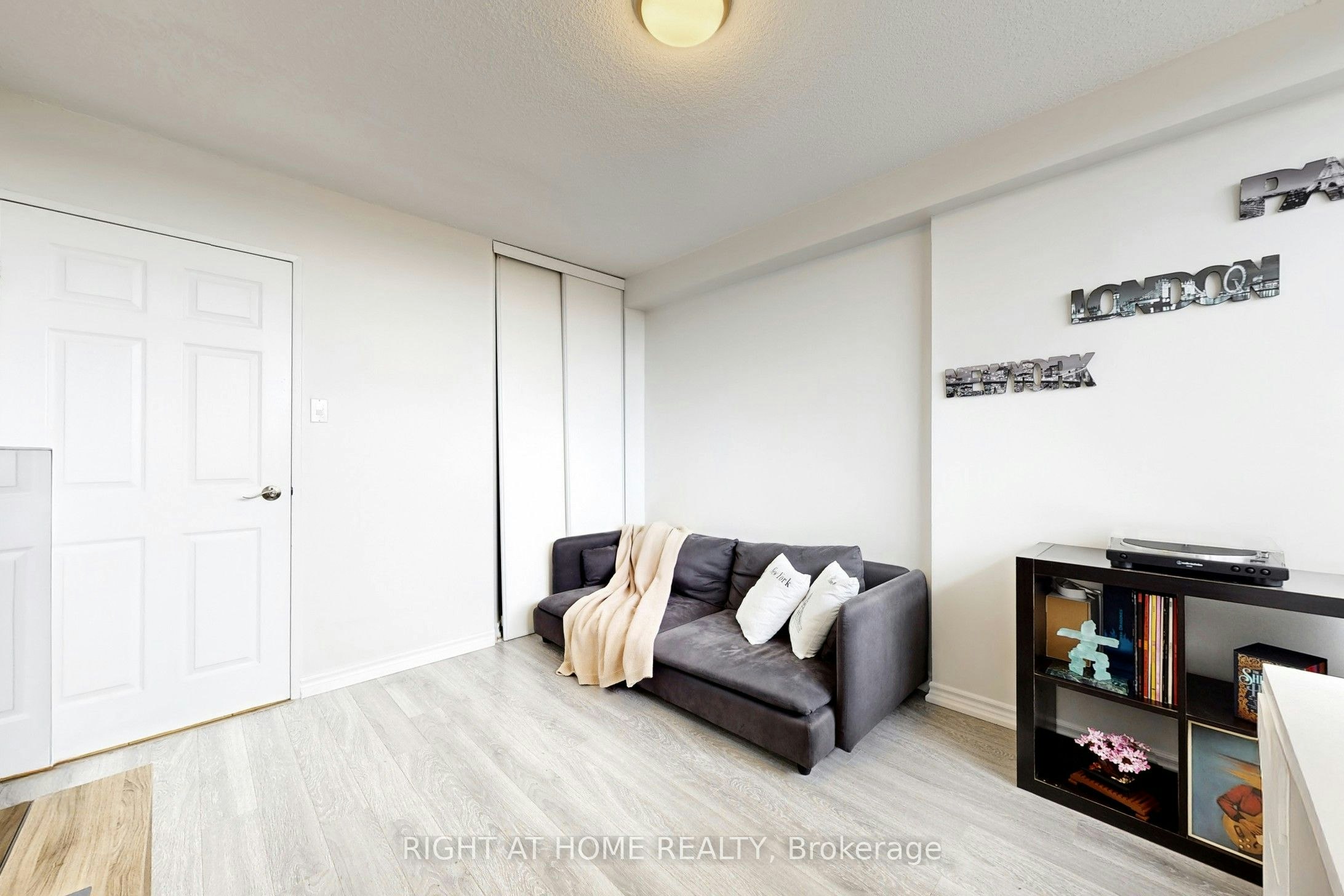 812-3501 Glen Erin Drive, Mississauga, ON, L5L 2E9 - 18