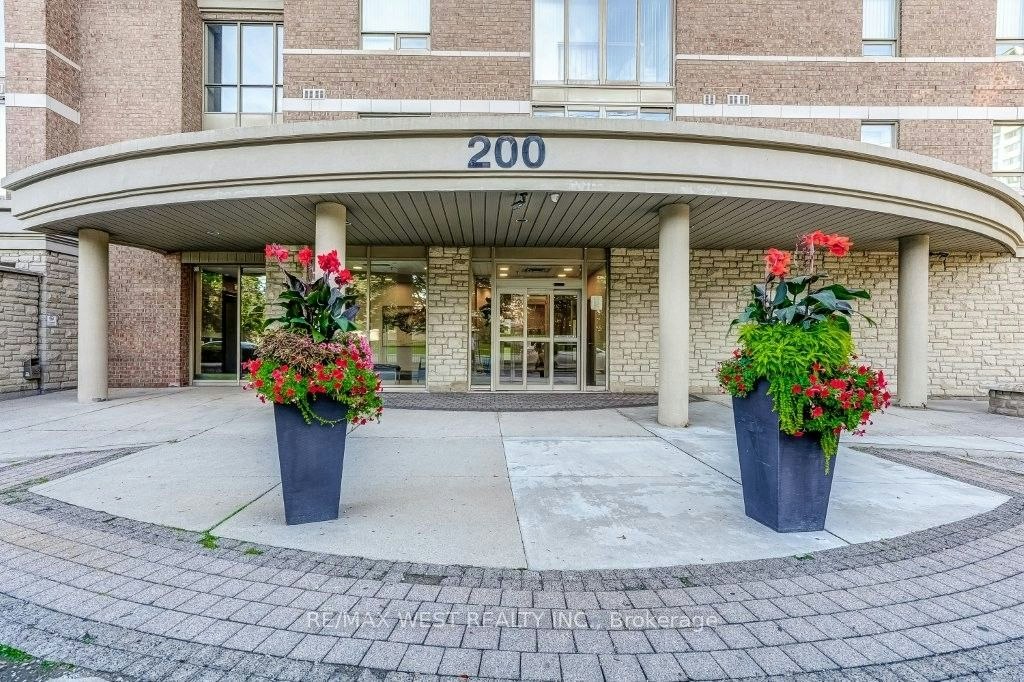 1606-200 Burnhamthorpe Road E, Mississauga, ON, L5A 4L4