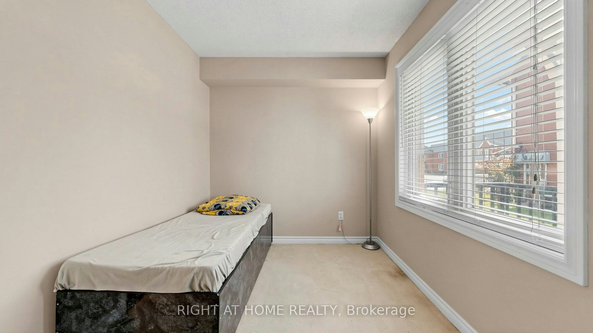 801-1701 Lampman Avenue, Burlington, ON, L7L 6R7 - 28
