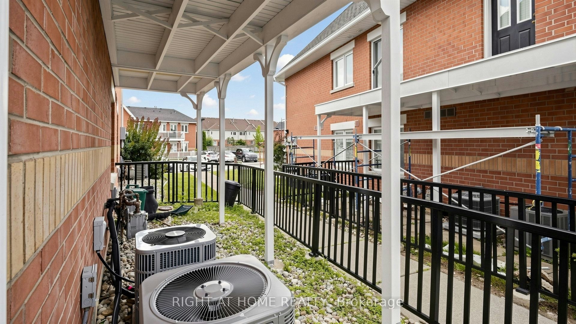 801-1701 Lampman Avenue, Burlington, ON, L7L 6R7 - 42