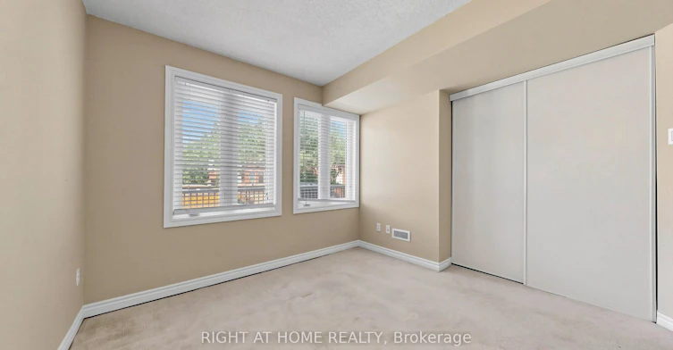 801-1701 Lampman Avenue, Burlington, ON, L7L 6R7 - 23