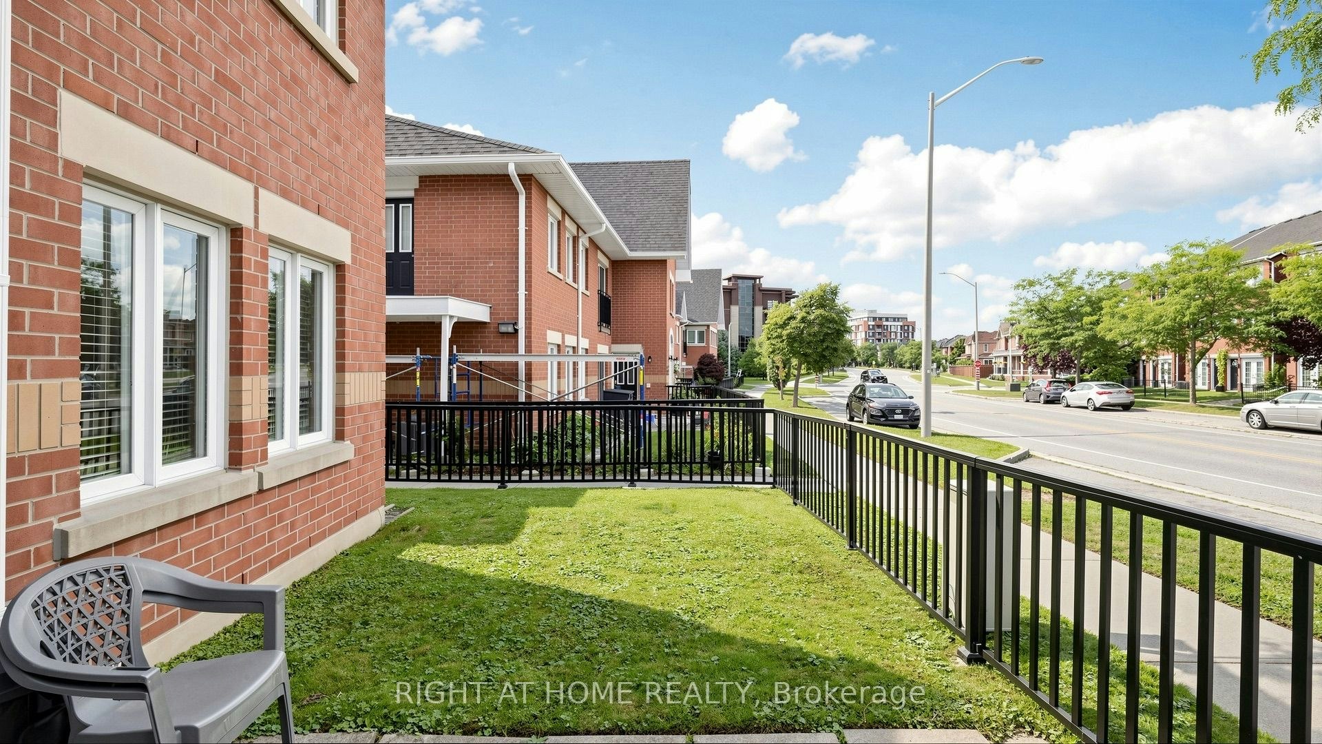 801-1701 Lampman Avenue, Burlington, ON, L7L 6R7 - 37