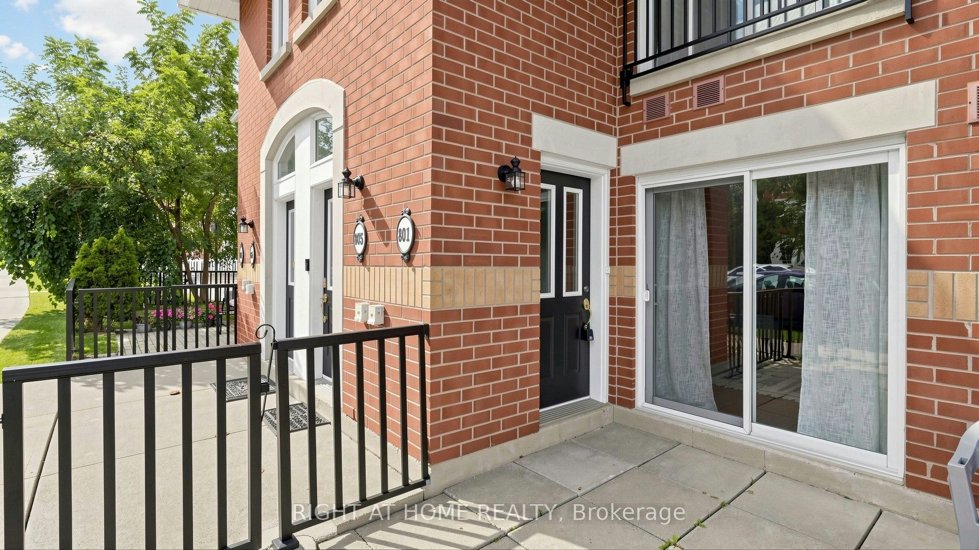 801-1701 Lampman Avenue, Burlington, ON, L7L 6R7 - 6