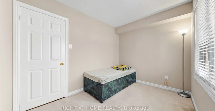 801-1701 Lampman Avenue, Burlington, ON, L7L 6R7 - 30