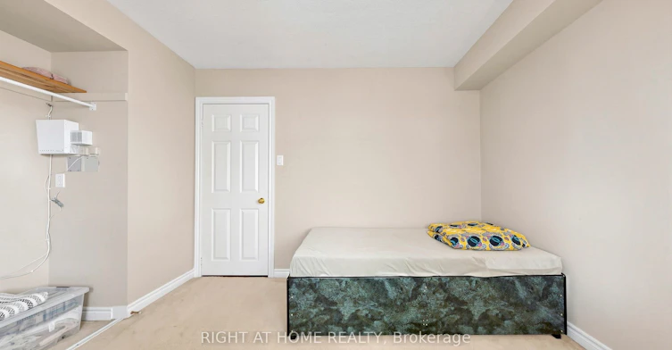 801-1701 Lampman Avenue, Burlington, ON, L7L 6R7 - 29
