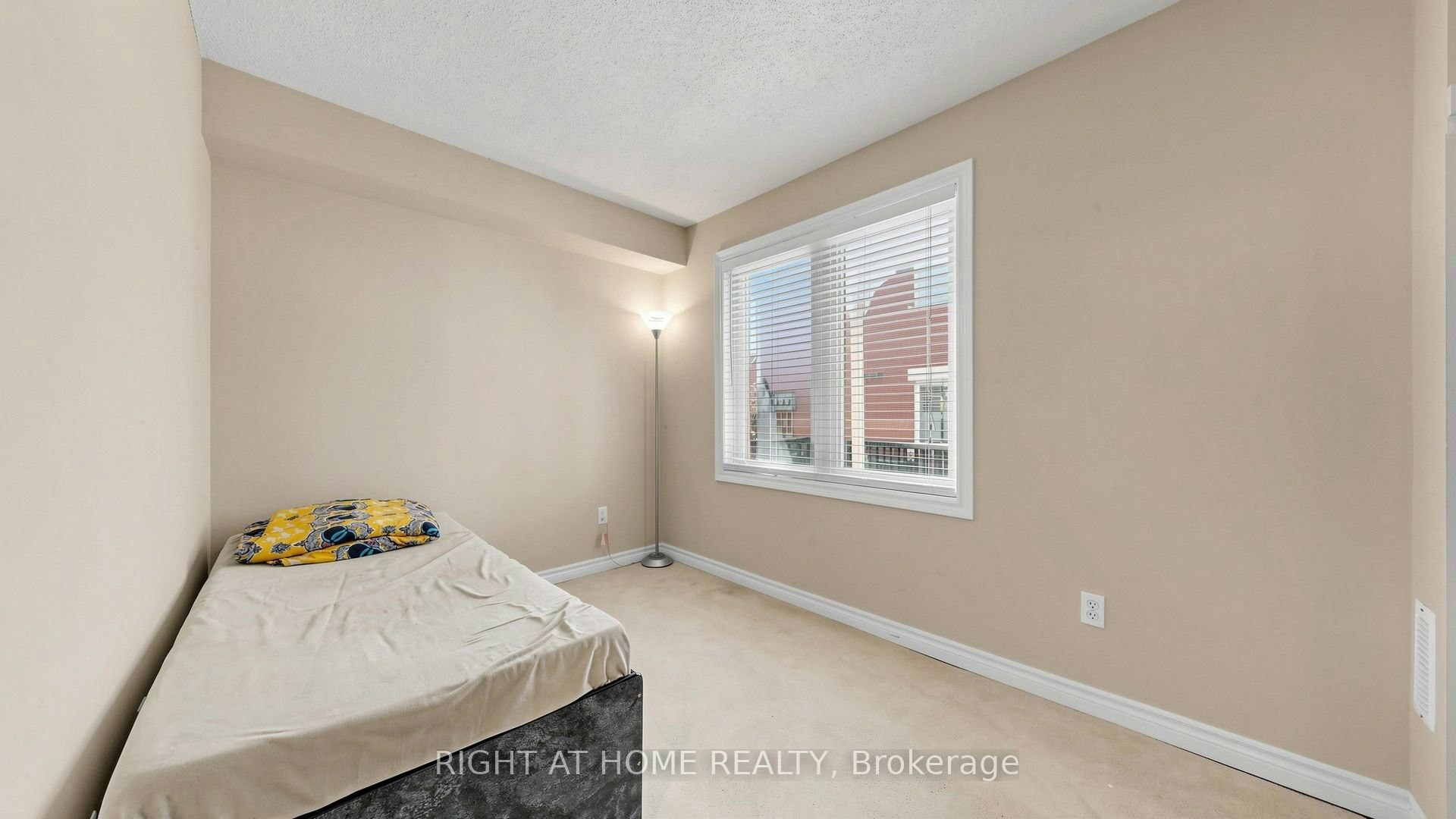 801-1701 Lampman Avenue, Burlington, ON, L7L 6R7 - 27