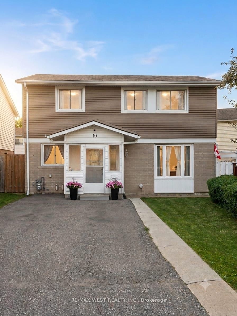 10 Hardcastle Court, Brampton, ON, L6S 2B3