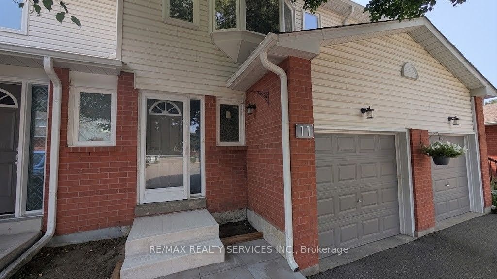 11 Beverly Lane, Halton Hills, ON, L7G 5L7