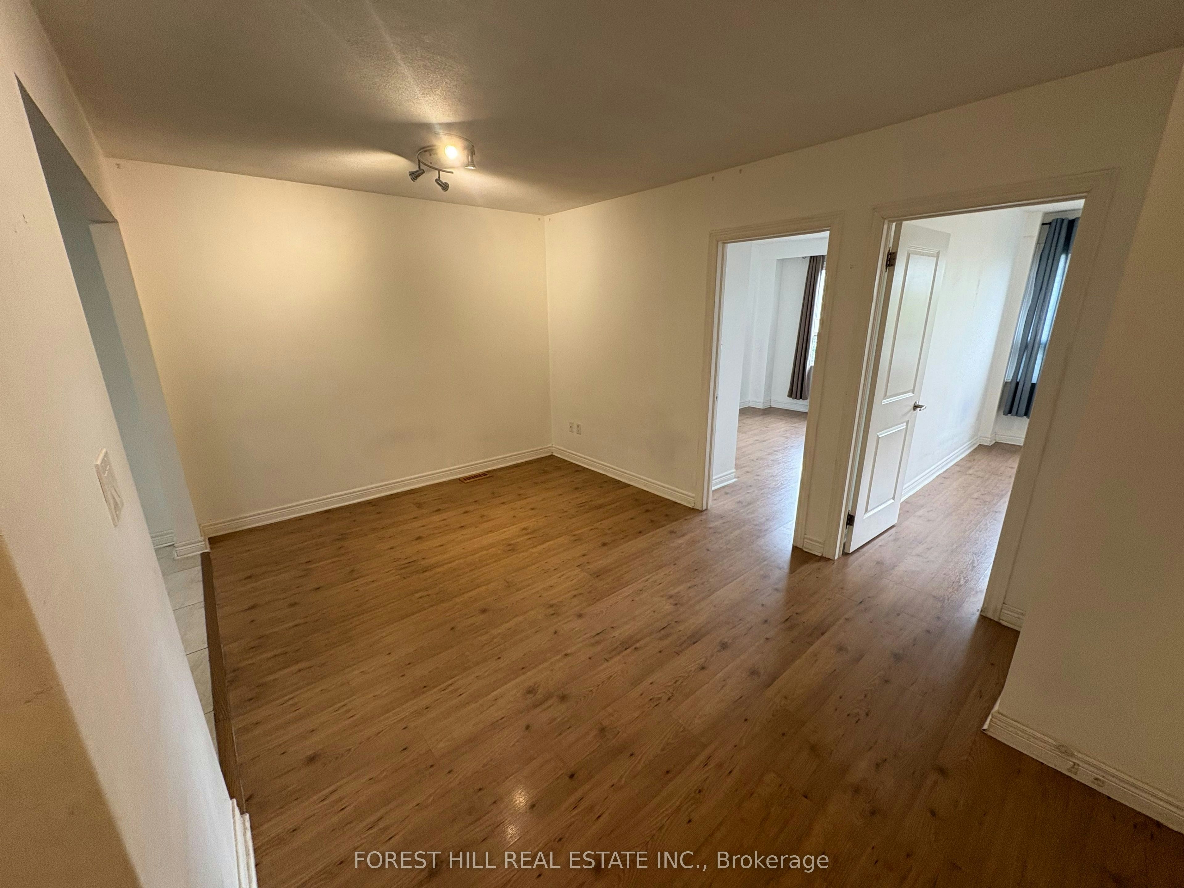 1-341 Lakeshore Road E, Oakville, ON, L6J 1J4 - 4