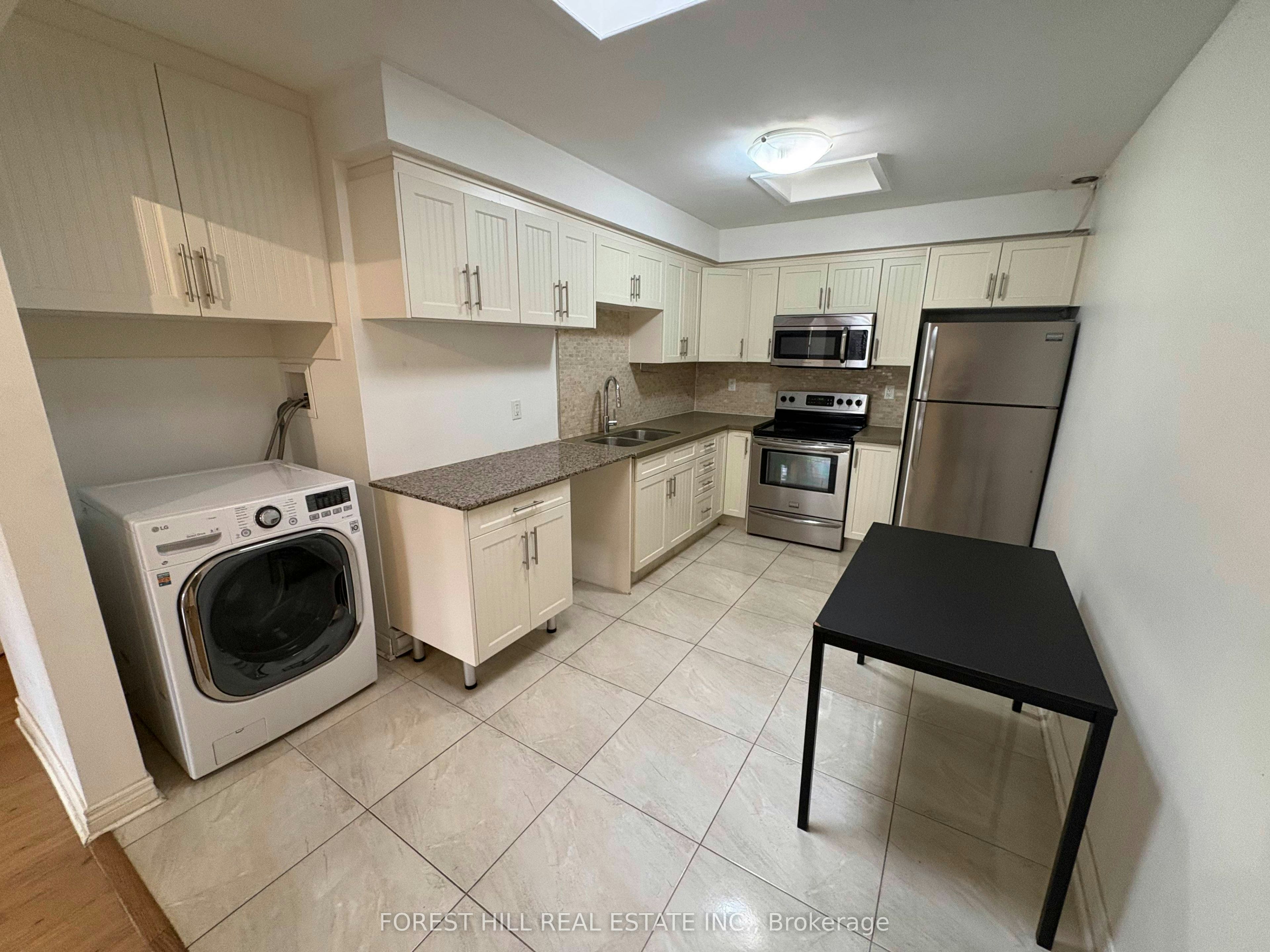 1-341 Lakeshore Road E, Oakville, ON, L6J 1J4 - 5