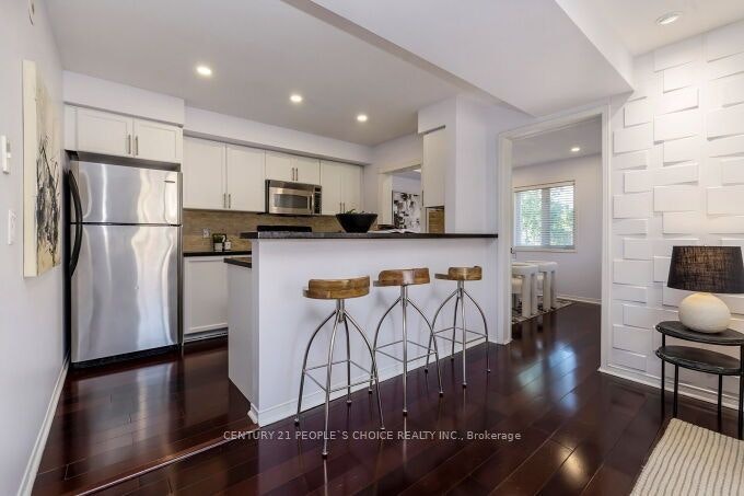 353-4975 Southampton Drive, Mississauga, ON, L5M 8C6 - 8