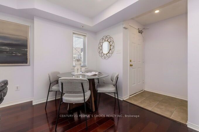 353-4975 Southampton Drive, Mississauga, ON, L5M 8C6 - 4