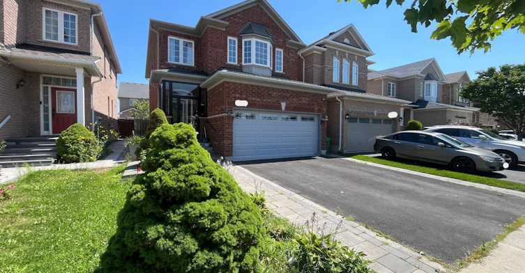 3570 Fountain Park Avenue, Mississauga, ON, L5M 7G1 - 2