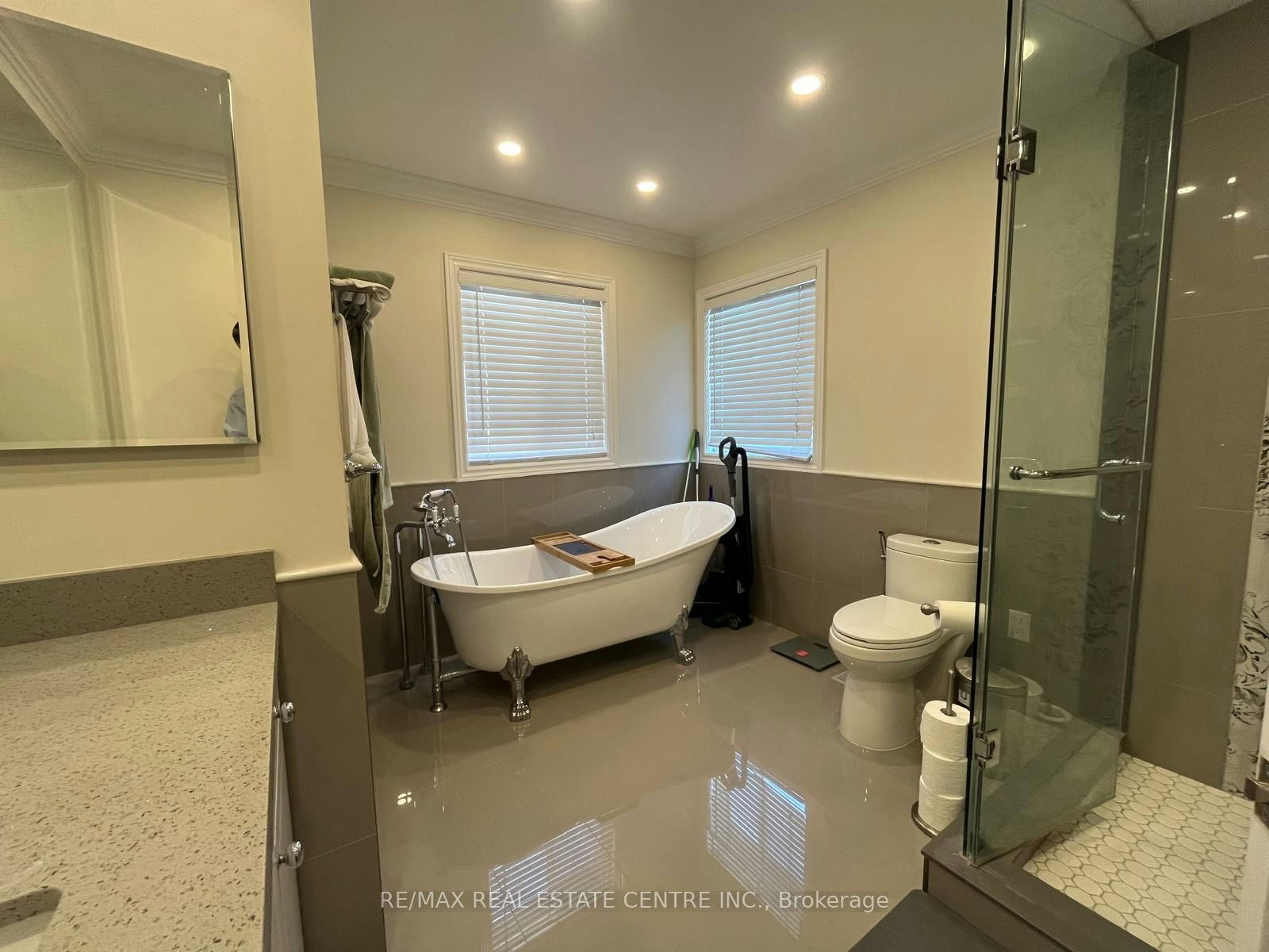 3570 Fountain Park Avenue, Mississauga, ON, L5M 7G1 - 35