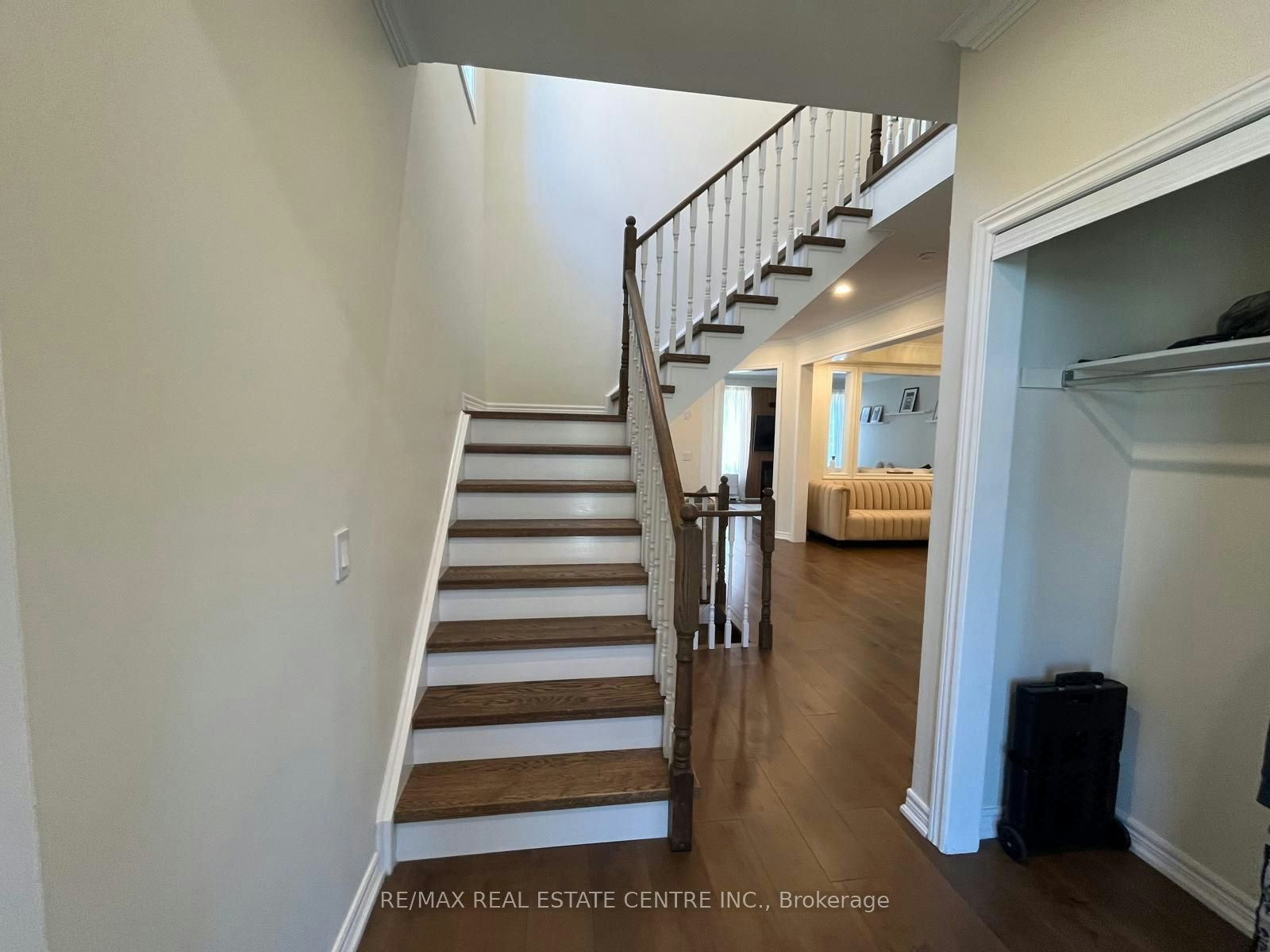 3570 Fountain Park Avenue, Mississauga, ON, L5M 7G1 - 7