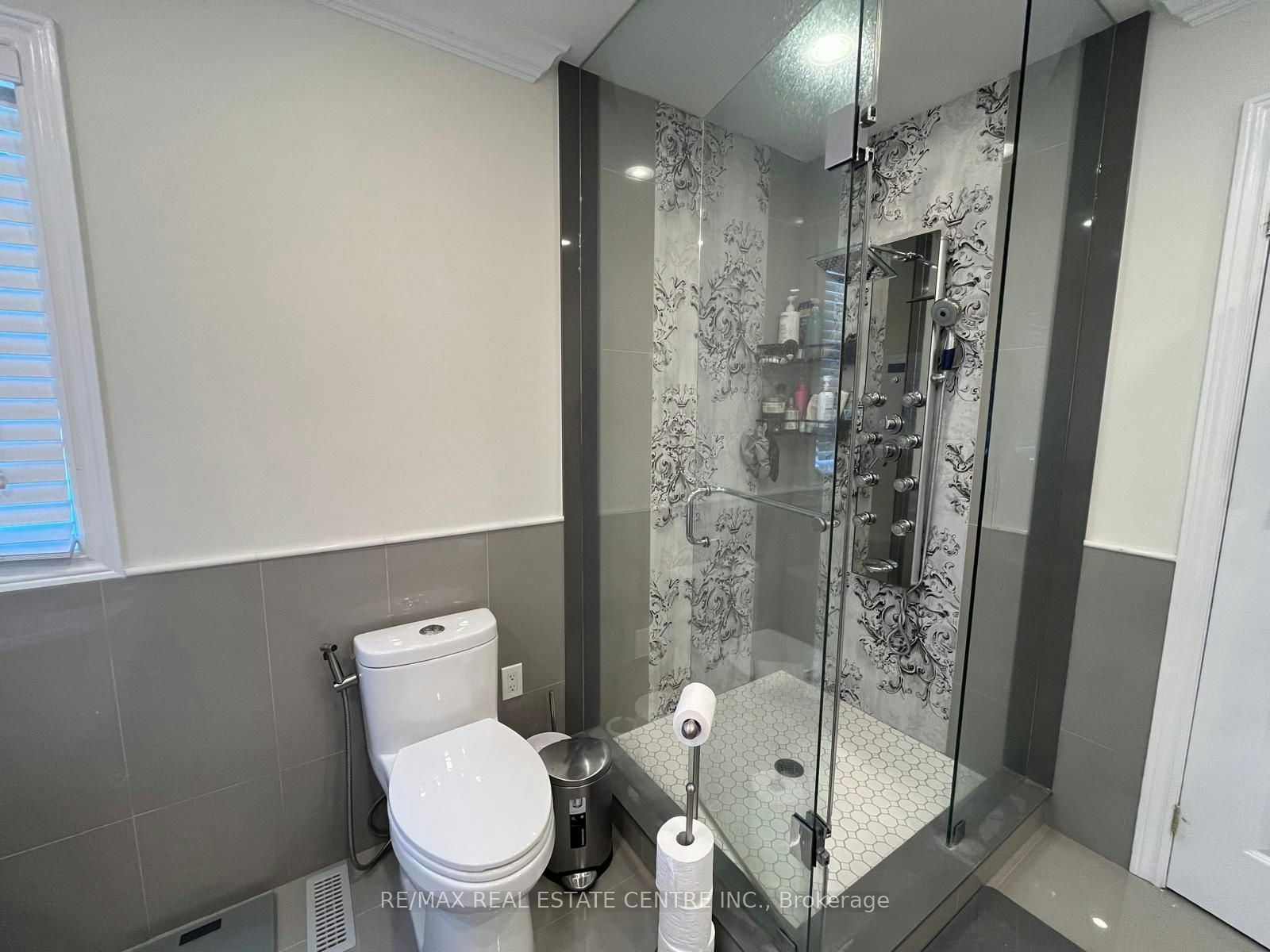 3570 Fountain Park Avenue, Mississauga, ON, L5M 7G1 - 36