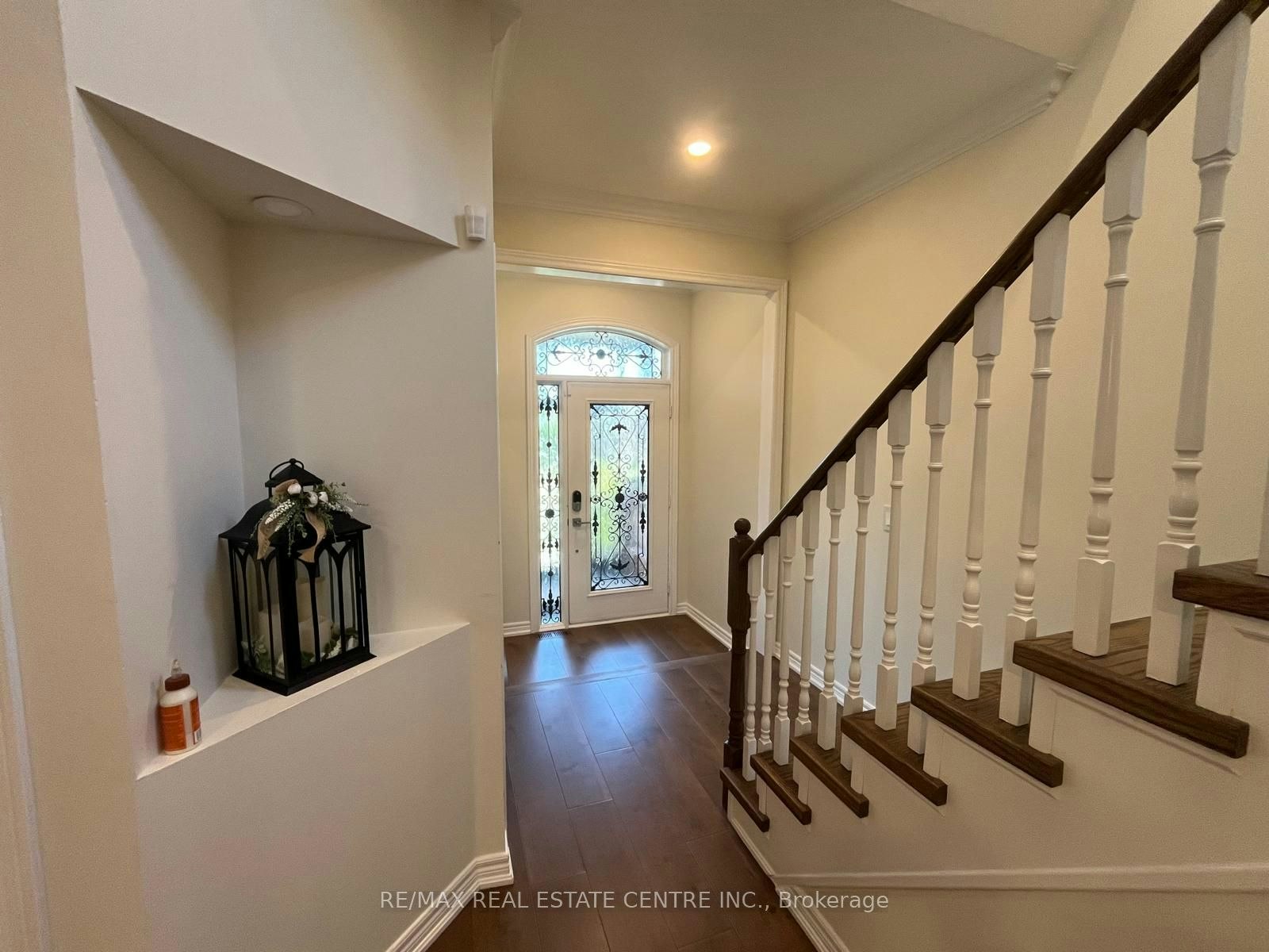 3570 Fountain Park Avenue, Mississauga, ON, L5M 7G1 - 6