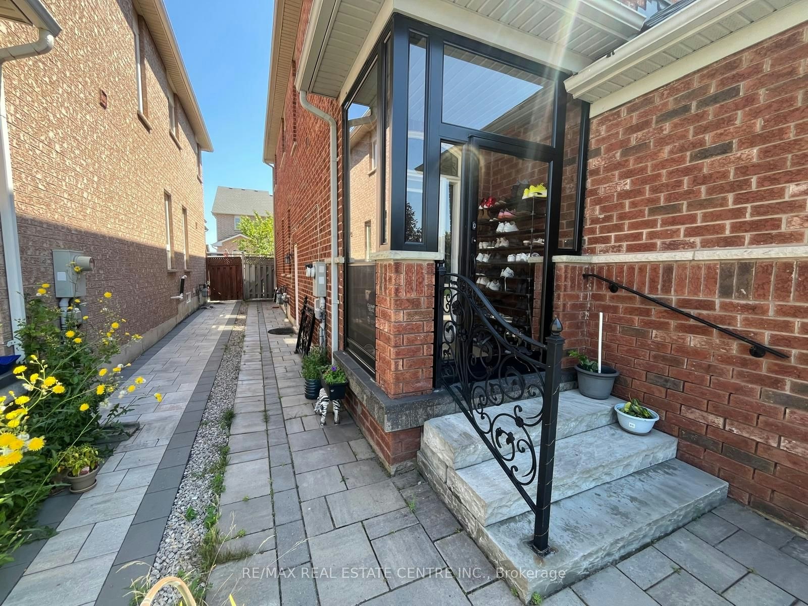 3570 Fountain Park Avenue, Mississauga, ON, L5M 7G1 - 4