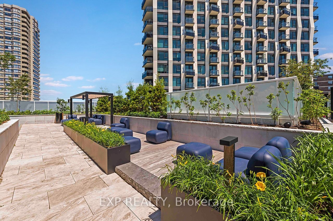 25 Cordova Avenue, Toronto, ON, M9A 0E5 - 25