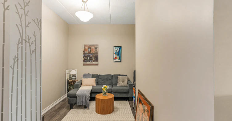 307-1421 Costigan Road, Milton, ON, L9T 2N4 - 13