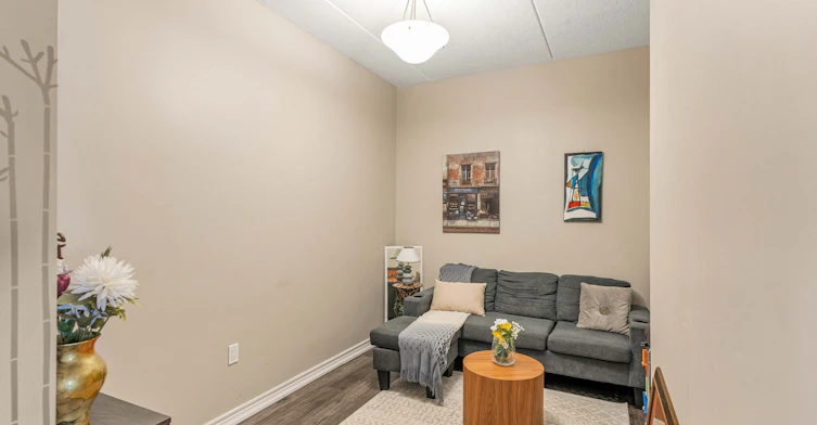 307-1421 Costigan Road, Milton, ON, L9T 2N4 - 14