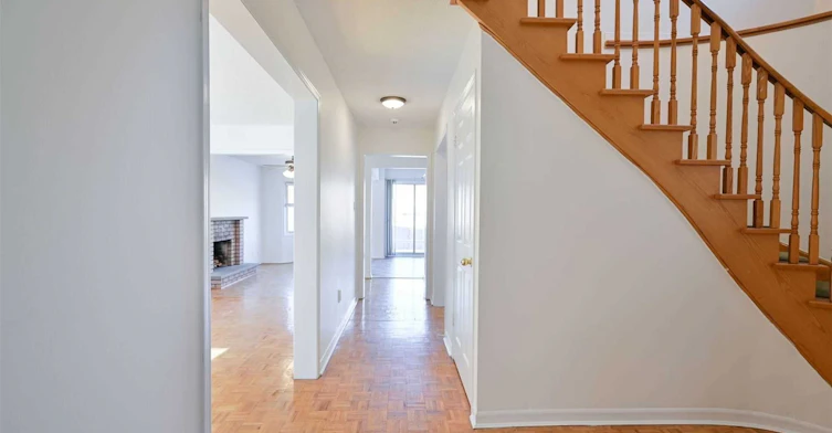 3271 Pilcom Crescent, Mississauga, ON, L5B 3X5 - 4