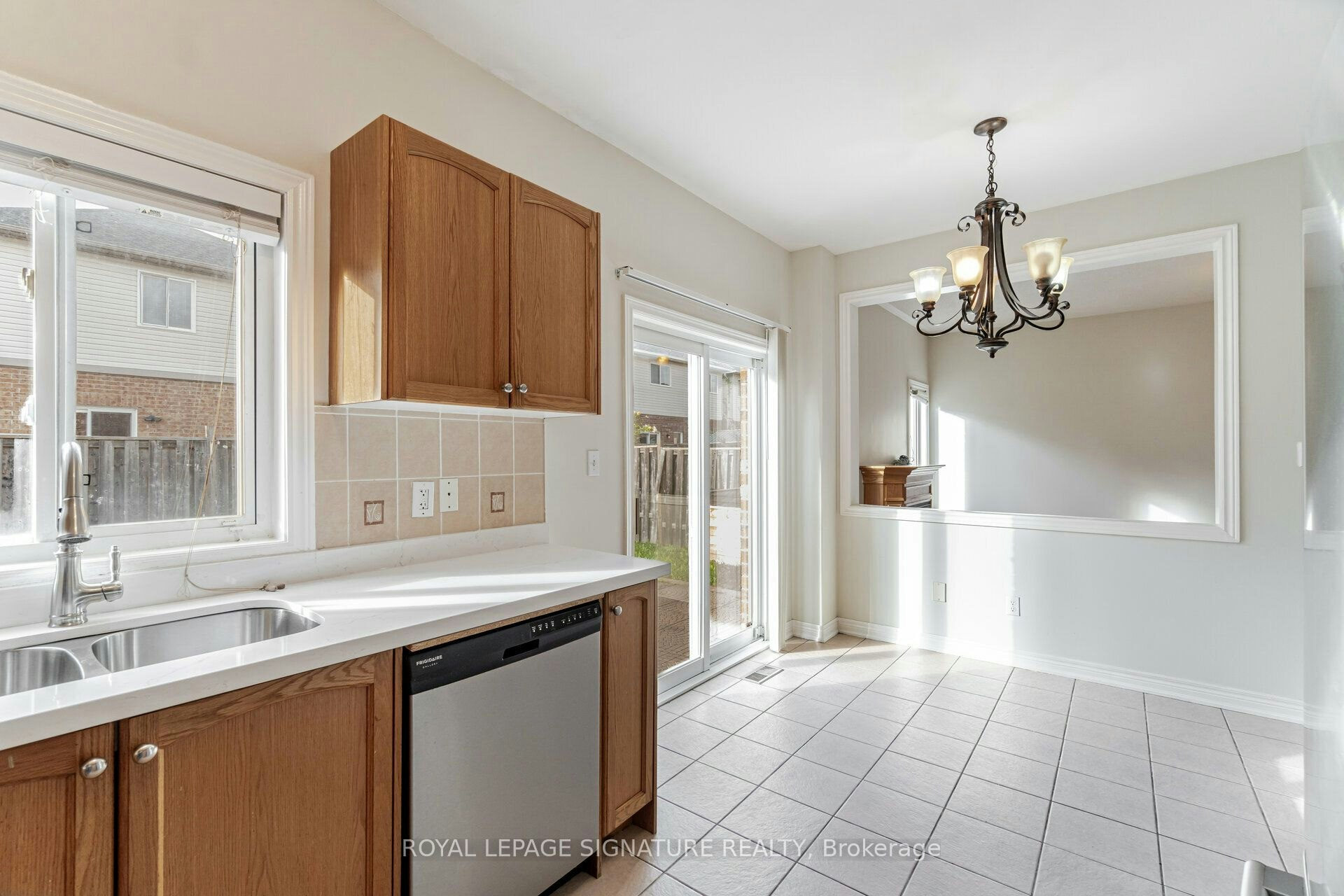 1015 Eager Road, Milton, ON, L9T 6S4 - 13